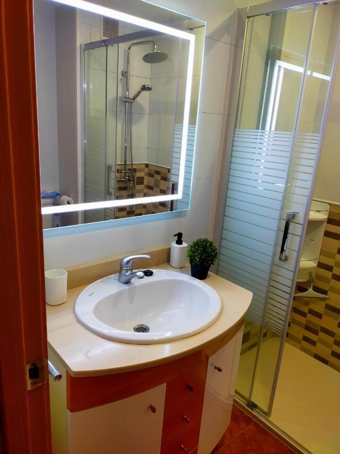 Apartament Geminis Wifi Parking Free 滨海托萨 外观 照片